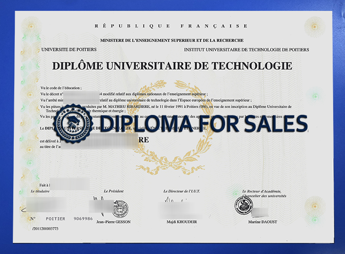 Université de Poitiers Diploma Université de Poitiers Diploma