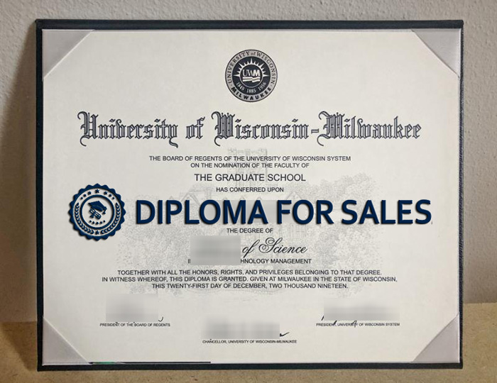 UW–Milwaukee Diploma UW–Milwaukee Diploma